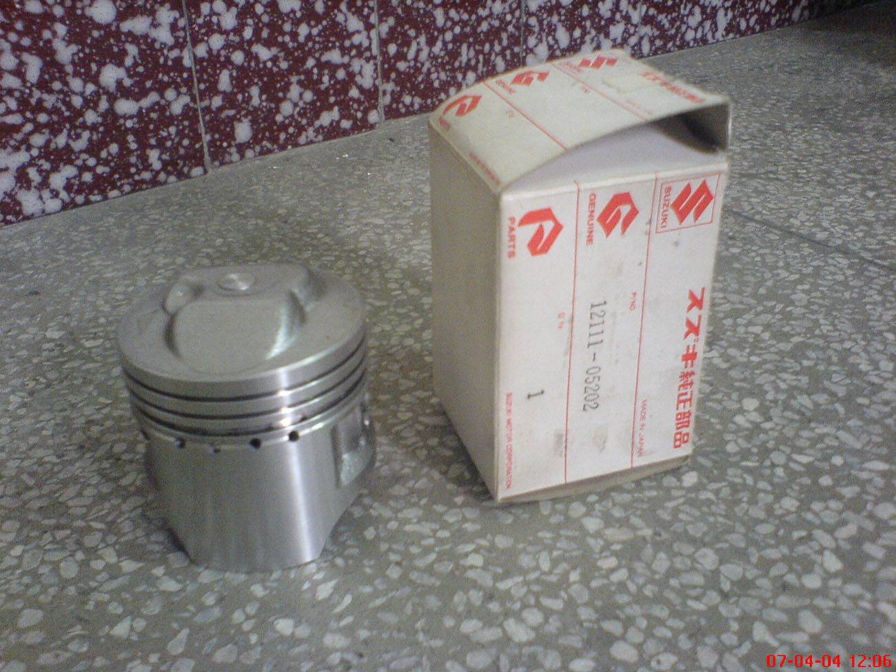 佛冈出售几件GS125全新原装配件.