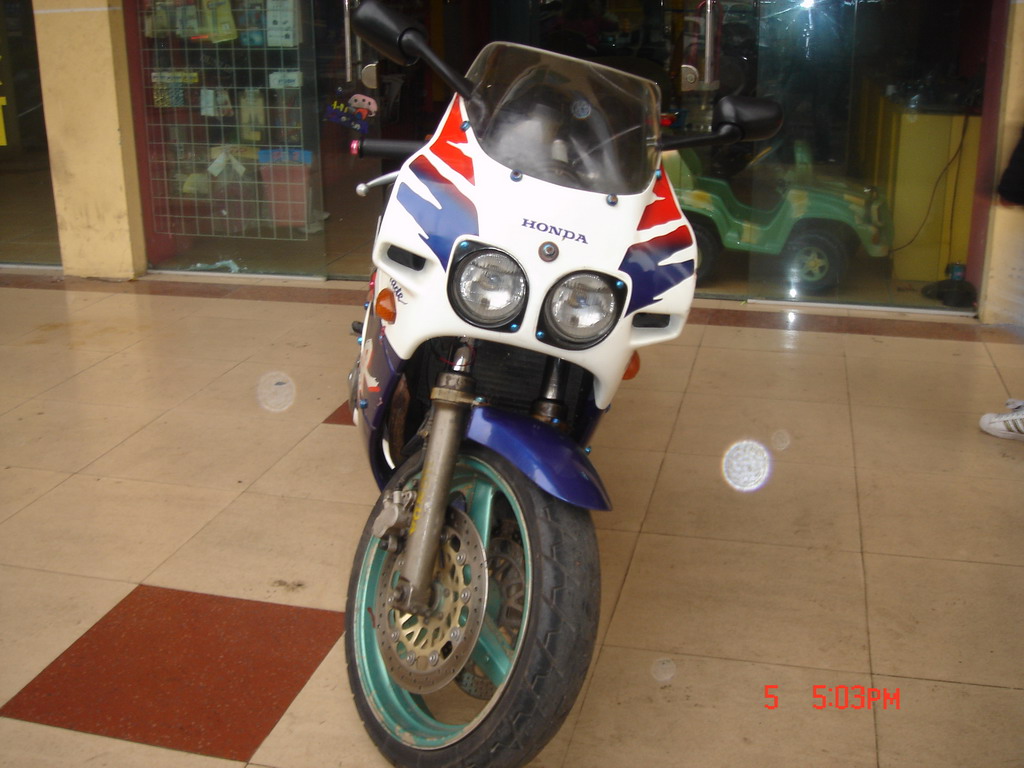 广东开平（7500）出售CBR400RR （23）。。