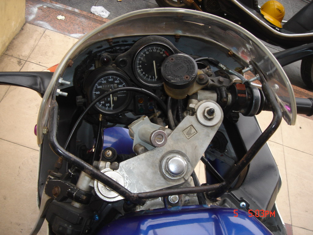 广东开平（7500）出售CBR400RR （23）。。