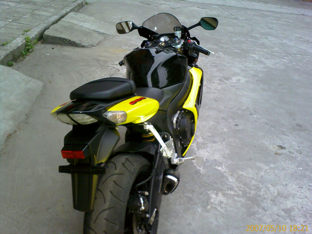广州新塘出售06--GSX-R600价格55000(急售)