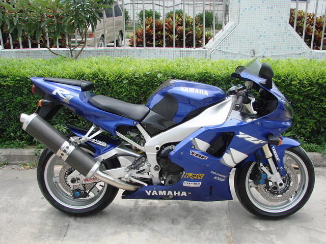 ***肇庆15500卖超精神复古CB400FOUR***