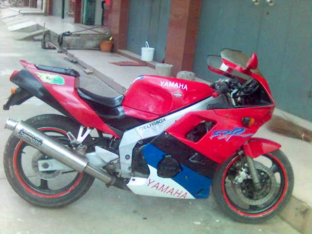 广西北海卖FZR250跑车