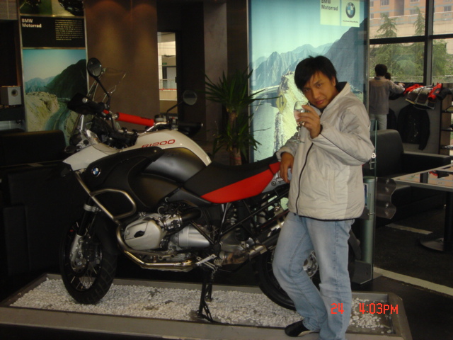 ＢＭＷ　　７　　ＧＳ　鸡肚跑鸡背