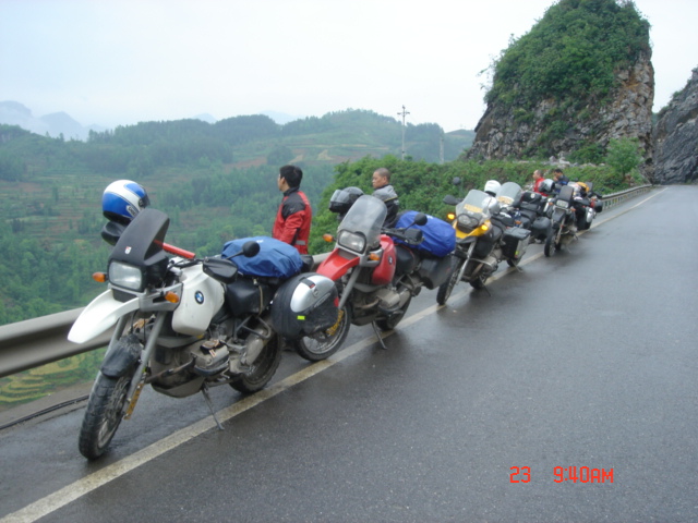 ＢＭＷ　　７　　ＧＳ　鸡肚跑鸡背