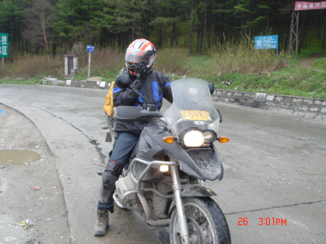 ＢＭＷ　　７　　ＧＳ　鸡肚跑鸡背