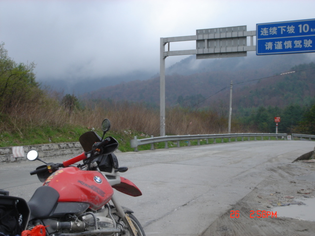 ＢＭＷ　　７　　ＧＳ　鸡肚跑鸡背