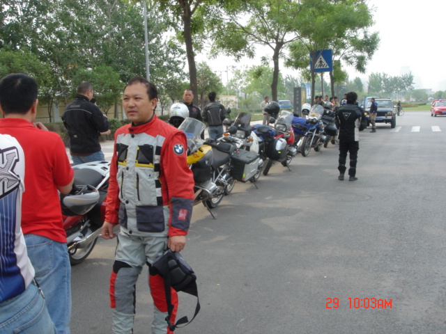 ＢＭＷ　　７　　ＧＳ　鸡肚跑鸡背