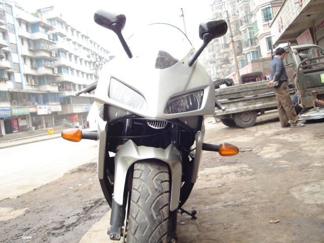 贵州省凯里市13888元出售V30改CBR1000RR(已更新)