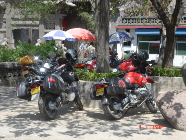 ＢＭＷ　　７　　ＧＳ　鸡肚跑鸡背