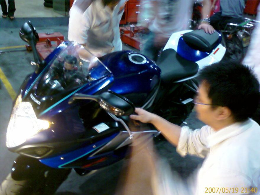 杰少新到的战车----GSX-R1000