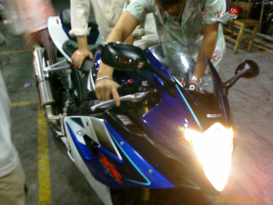 杰少新到的战车----GSX-R1000