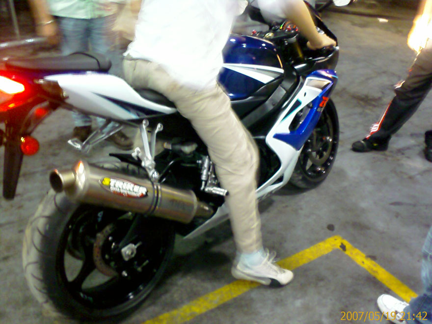 杰少新到的战车----GSX-R1000
