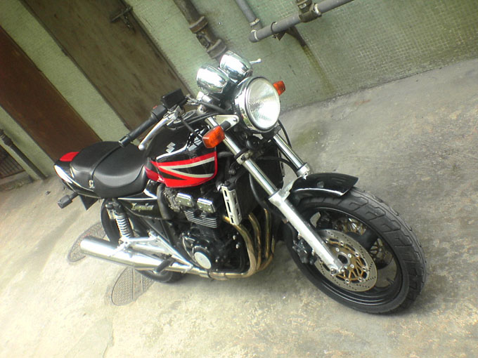 代朋友出售4990公里的GSX400刺激 7800元