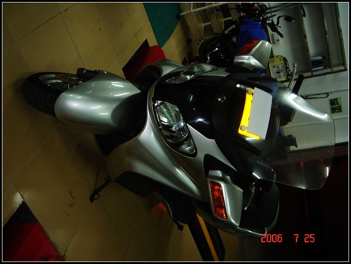 [代友出售]东莞出AN650和ZRX1100改装车2台单台28000元