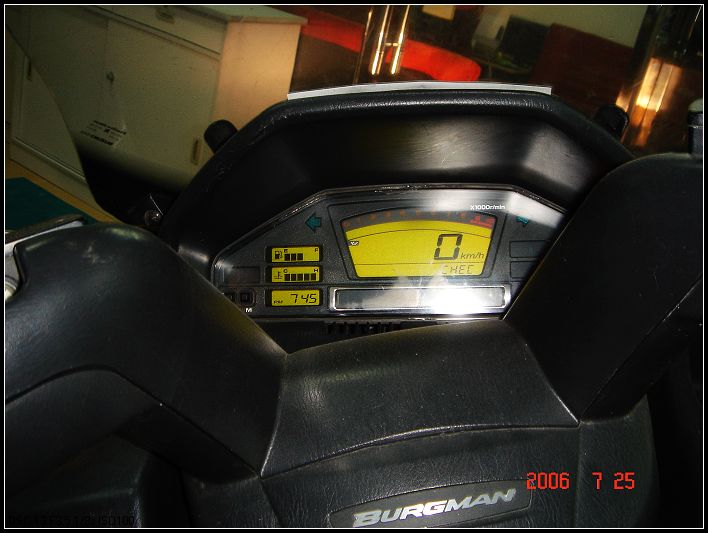 [代友出售]东莞出AN650和ZRX1100改装车2台单台28000元