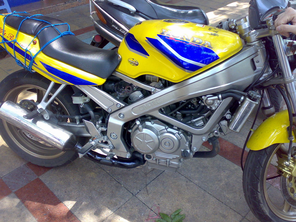 顺德９０００出本田２５０ＣＣ