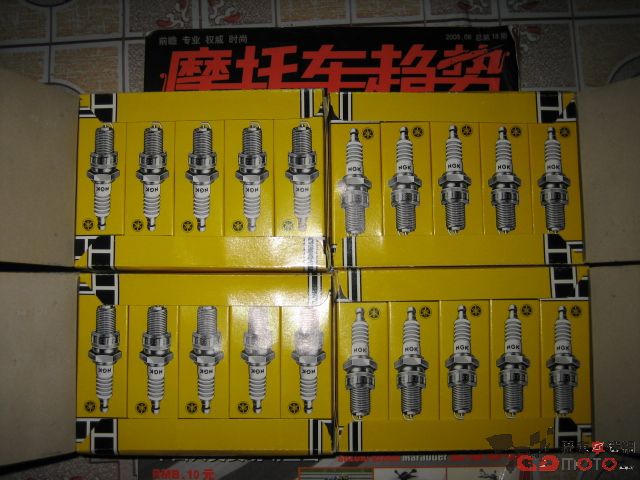 100%日本原装进口NGK火花塞(两冲程车专用)