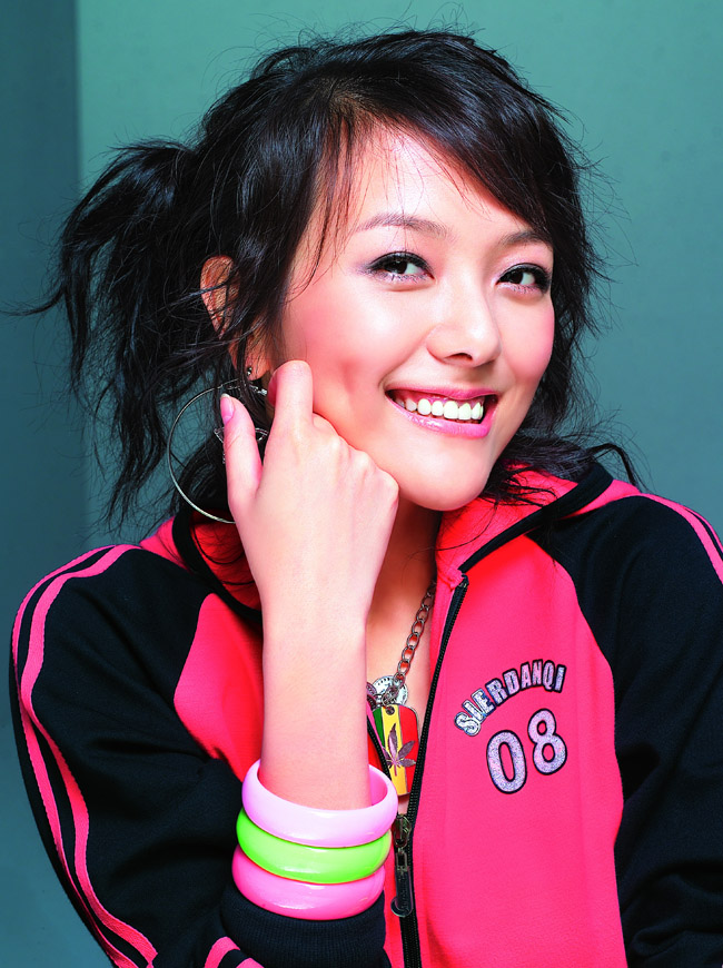 美女乐乐~~