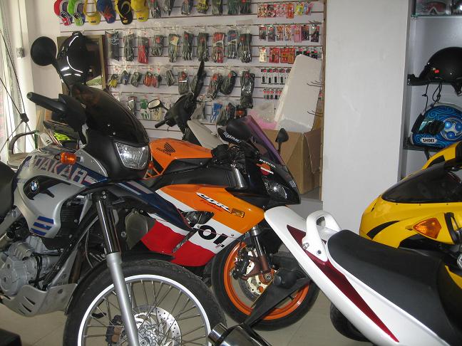 安徽周边69800出售05年原板原漆美版CBR1000RR