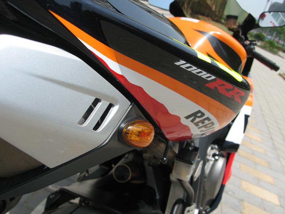 安徽周边69800出售05年原板原漆美版CBR1000RR