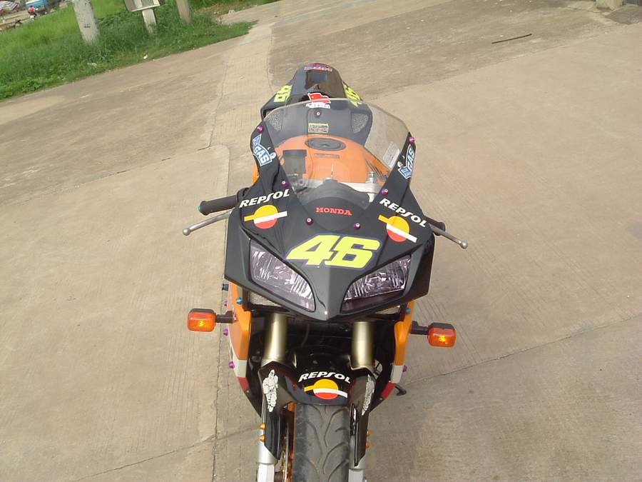 [贴图]VFR30改后.............