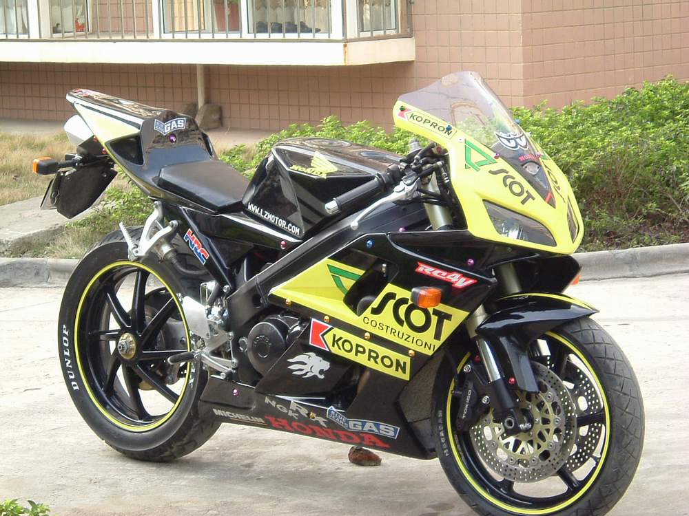 [贴图]VFR30改后.............