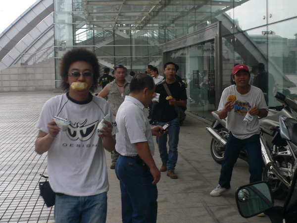 江门M2车迷会-----祝大家一路顺风,年会见!