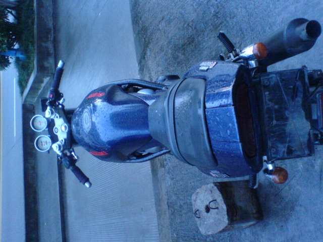 广东梅州卖铃木盗匪400cc  5300元，不带vc  联系电话13643092400