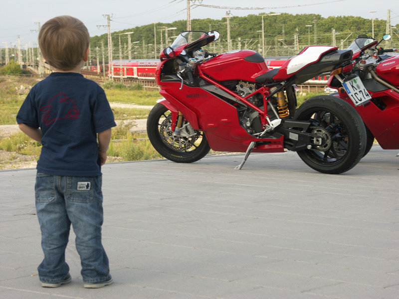 義大利 Ducati 999