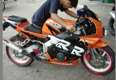 出售CBR22和ZXR250