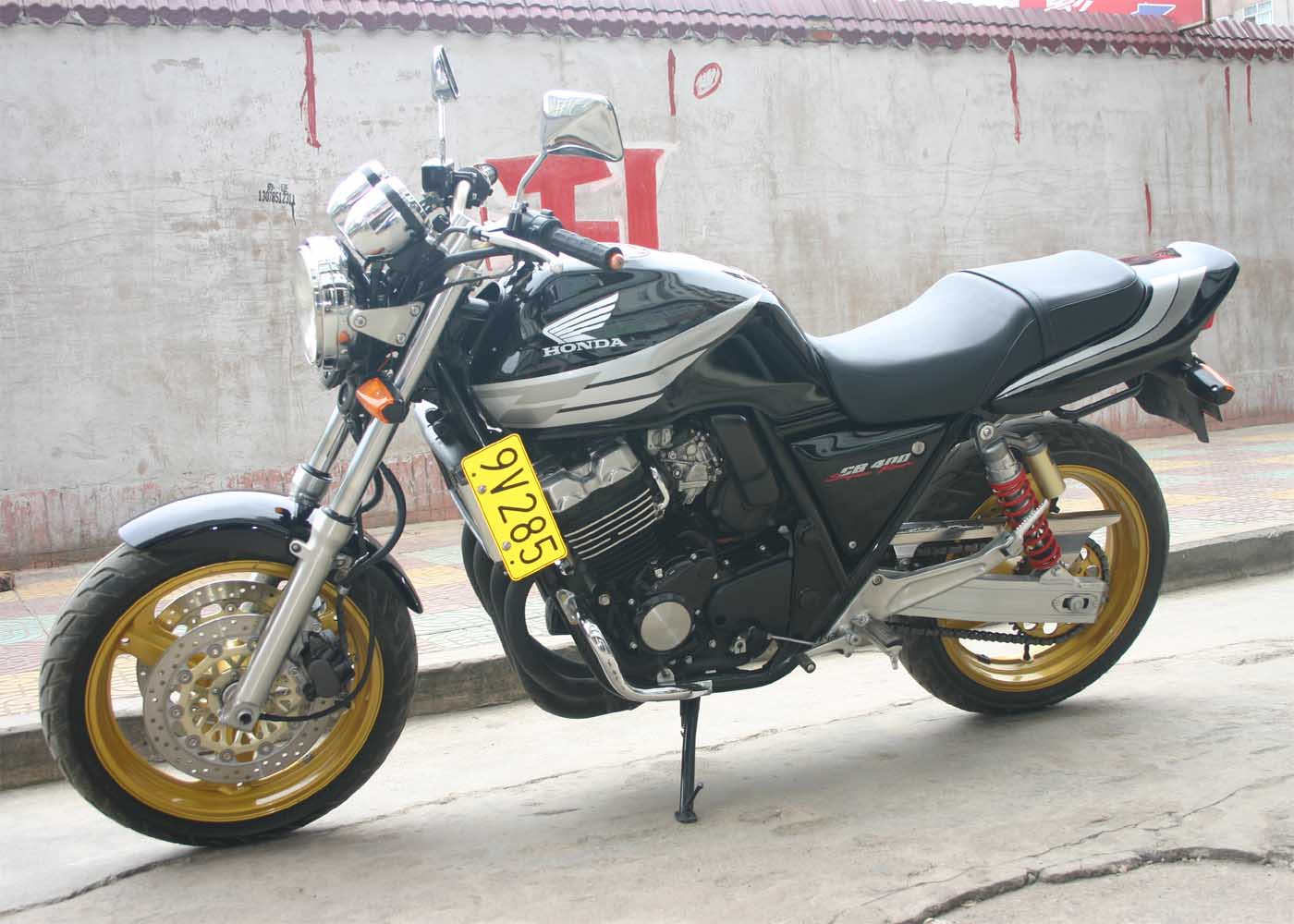 [贴图]贵阳地区一万三千元出售95CB400