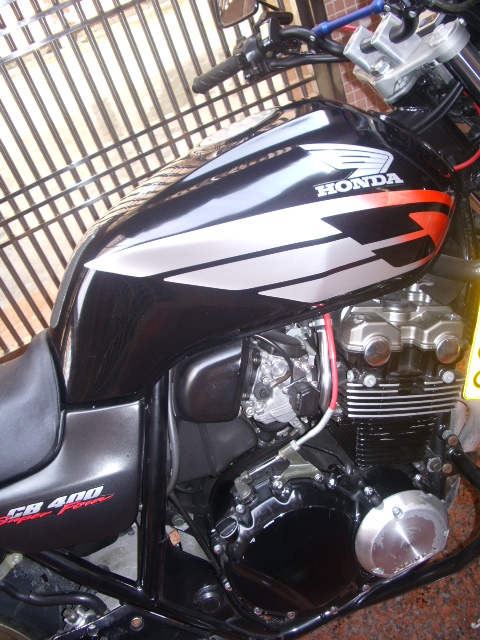 东莞22000出售CB400ＶＴＥＣ