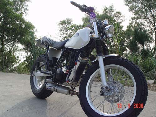 福建泉州一万六卖03年(劲改)YAMAHA*TW225