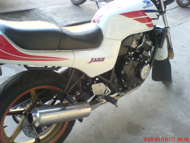 韶关周边地区求250CC-400CC街车一台