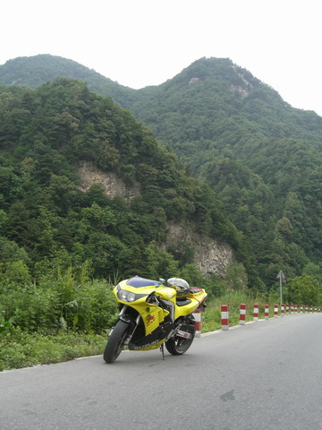 陕西西安9500元出售铃木GSXR400R大直角[原创]