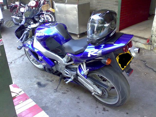 (((肇庆同时卖两台车，99R1和复古CB400FOUR合共53000)))