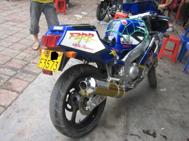 广东中山地区（代友）出售台改了Ｒ６款的ＦＺＲ２５０ＲＲ