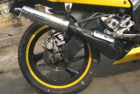 出售纯水YAMAHA V2 250(烈火战车)
