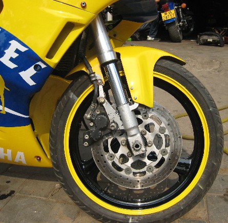 出售纯水YAMAHA V2 250(烈火战车)