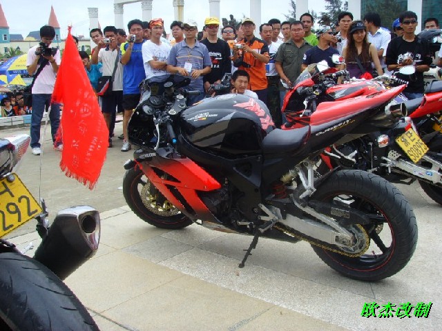 [注意]广西柳州27000出售一台CBR900(改版)