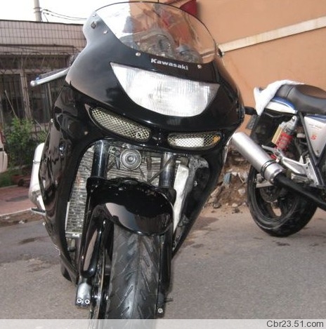 代友出售川崎ZX-6R 20000可以小刀