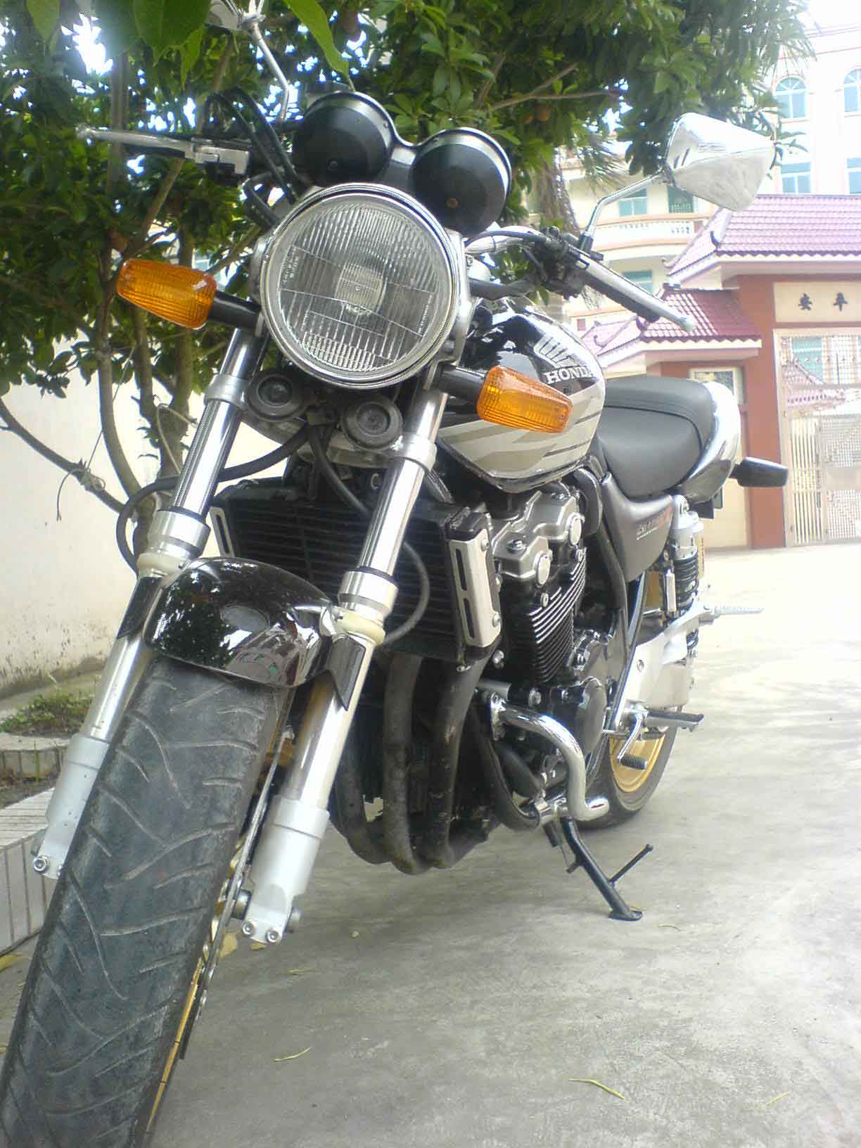 茂名23000出售超精神CB400 VTEC4