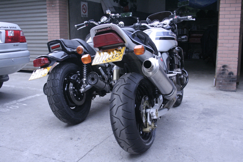 ZRX1200R的继续进化