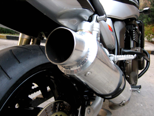 ZRX1200R的继续进化