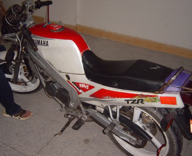广东梅州便宜出售两台车{NSR-PGM-2}AN[TZR-125]打包走3500RMB