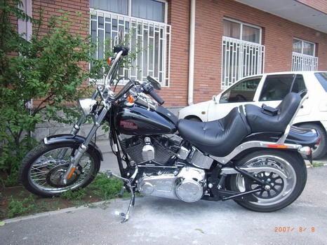 这些车都是要进入中国的车。