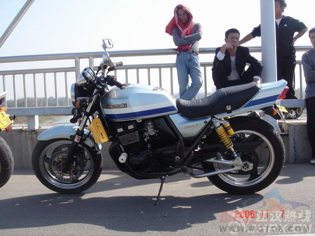 湖北宜昌出售车矿相当好的ZRX街车（9500）！！！！！！