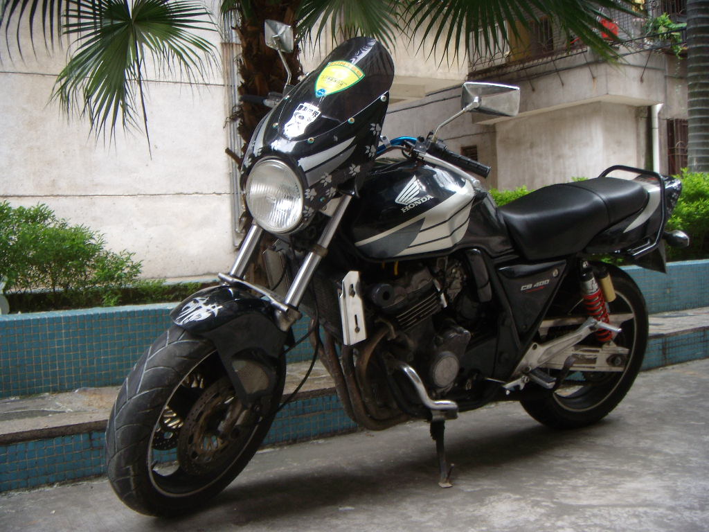 顺德容桂10000出售94 CB400