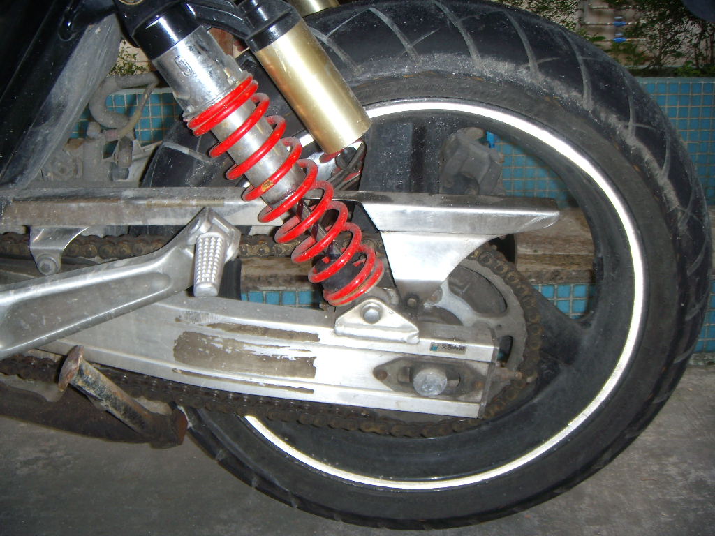 顺德容桂10000出售94 CB400