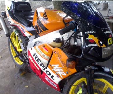 顺德大良出售超精神3仔已改四仔头尾冠，价格10000大洋。